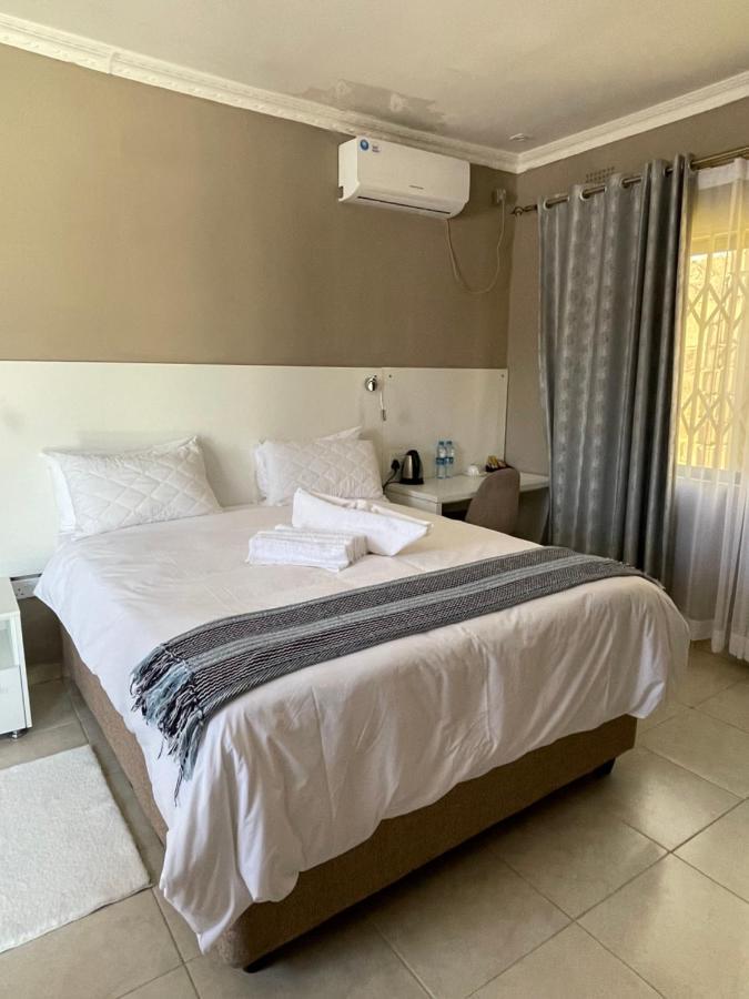 Legends Executive Lodge Choma Екстер'єр фото